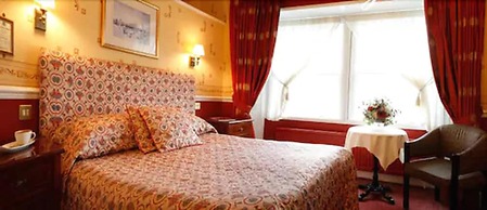The Royal Hotel