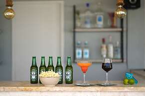 Mirsini Studios & Apartments