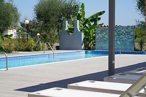 Mirsini Studios & Apartments