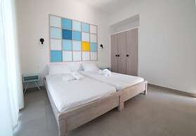 Mirsini Studios & Apartments