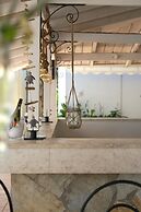 Mirsini Studios & Apartments