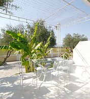 Mirsini Studios & Apartments