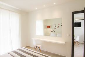 Mirsini Studios & Apartments