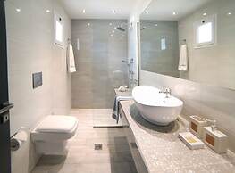 Mirsini Studios & Apartments