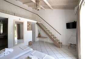 Mirsini Studios & Apartments