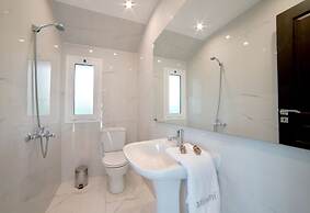 Mirsini Studios & Apartments