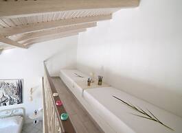 Mirsini Studios & Apartments