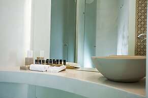 Andronikos Santorini