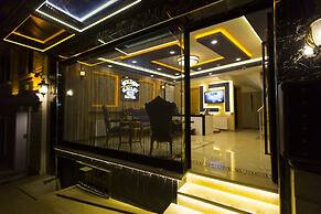 Harbour Suites Old City