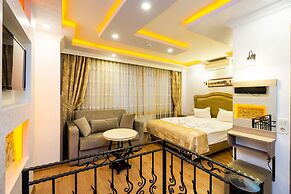 Harbour Suites Old City