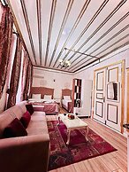 Alhambra Apart Hotel