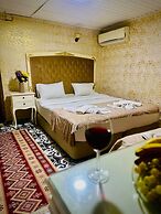 Alhambra Apart Hotel