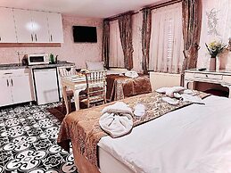 Alhambra Apart Hotel