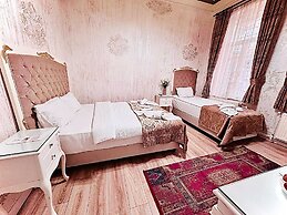 Alhambra Apart Hotel