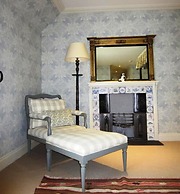 Loch Lomond Arms Hotel