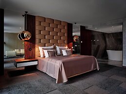 Theatre Hotel