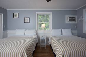 Drakes Island Resort