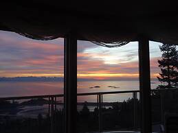 Gibralter Rock Ocean View B&B