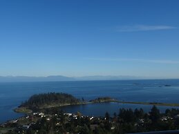 Gibralter Rock Ocean View B&B