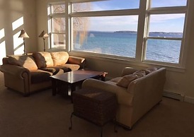 The Villa on Suttons Bay