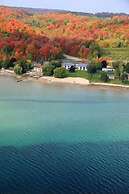 The Villa on Suttons Bay