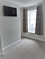 Lowbyer Manor Country House