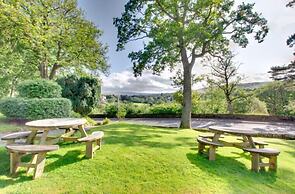 Lowbyer Manor Country House