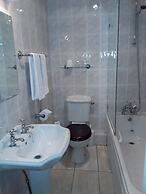 Lowbyer Manor Country House