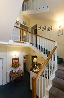 Lowbyer Manor Country House