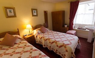 Lowbyer Manor Country House