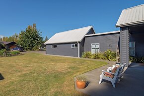 Lupin Lodge Bed and Breakfast