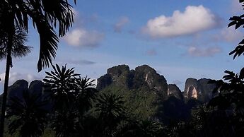 Aonang Cliff Mountain New Resort