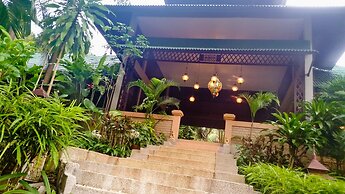 Aonang Cliff Mountain New Resort