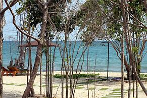 Gold Sand Beach Bungalow