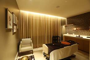 Feathers - A Radha Hotel