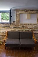 Corinthian Residence