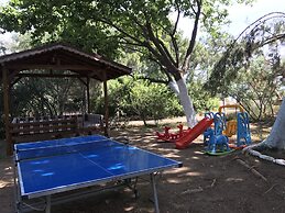 Baris Pension & Bungalows