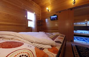 Baris Pension & Bungalows