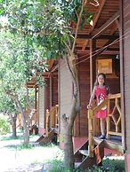 Baris Pension & Bungalows