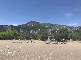 Baris Pension & Bungalows