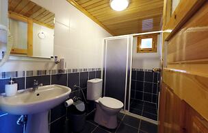 Baris Pension & Bungalows