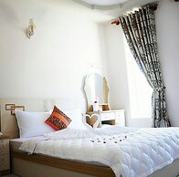 Jiny Tran Hotel