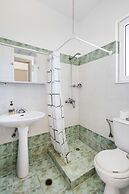 Johnhara Studios & Apartments