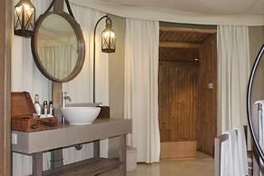 Menjangan Dynasty Resort