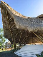 Menjangan Dynasty Resort