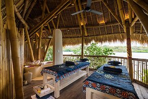 Menjangan Dynasty Resort