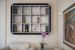 Kometa Suites & Apartments