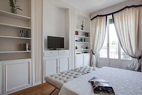 Kometa Suites & Apartments