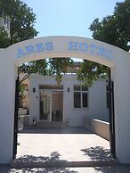 Ares Hotel
