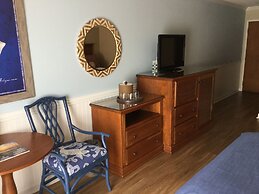 The Avenue Inn and Spa